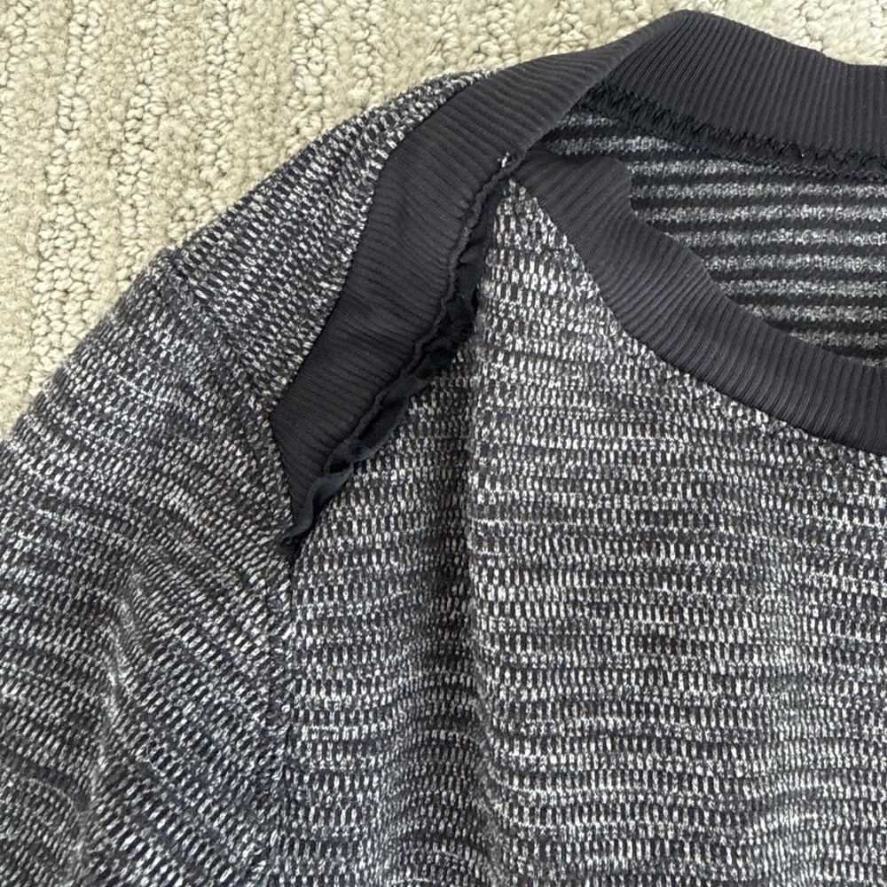 Black and White Knit Lululemon top